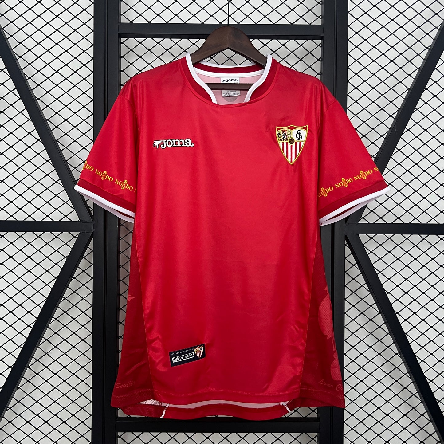 Sevilla retro 2003-04