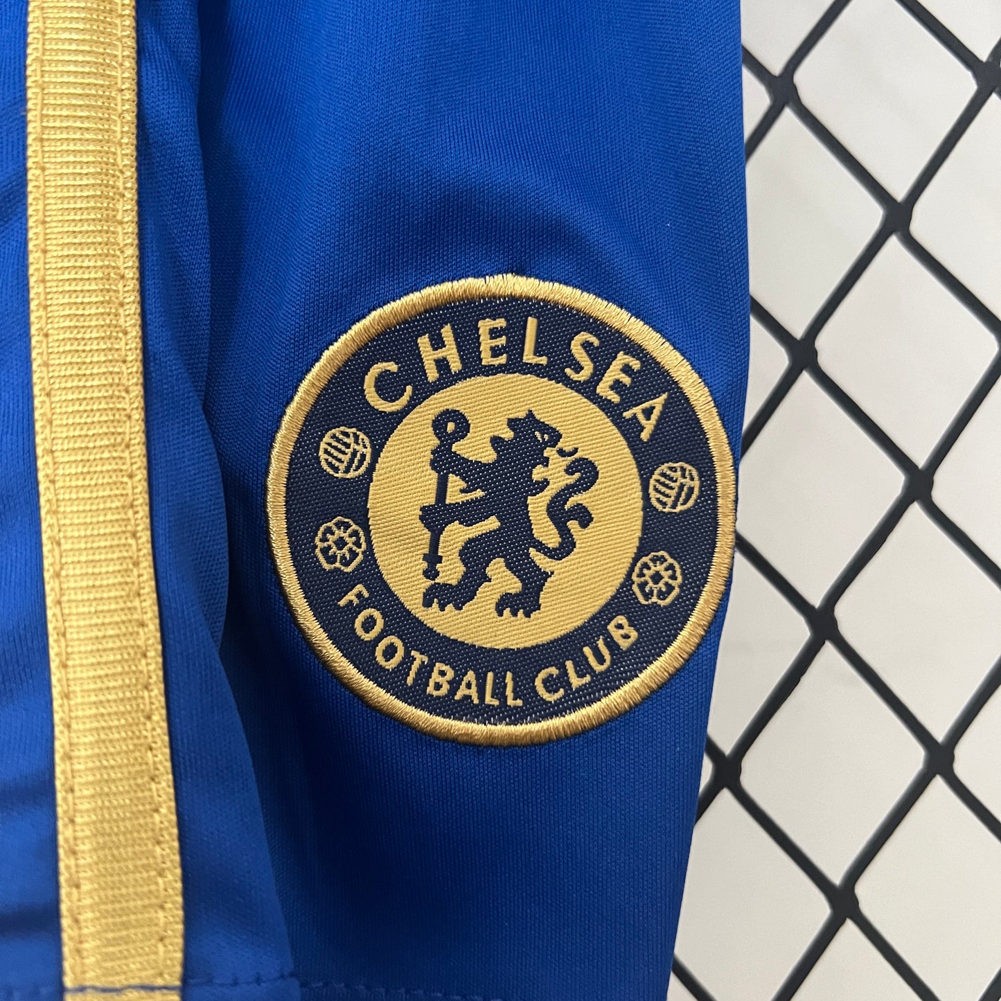 Chelsea Kit Criança Retro 2012-13