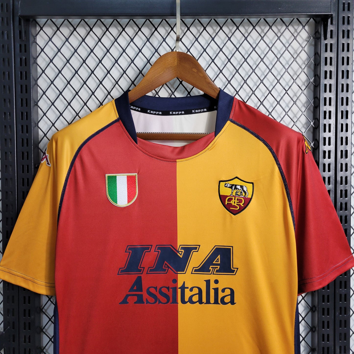 AS Roma principal retro 2001-02