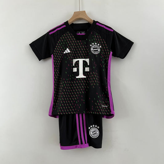 FC Bayern Múnich Kit Criança 2023-24