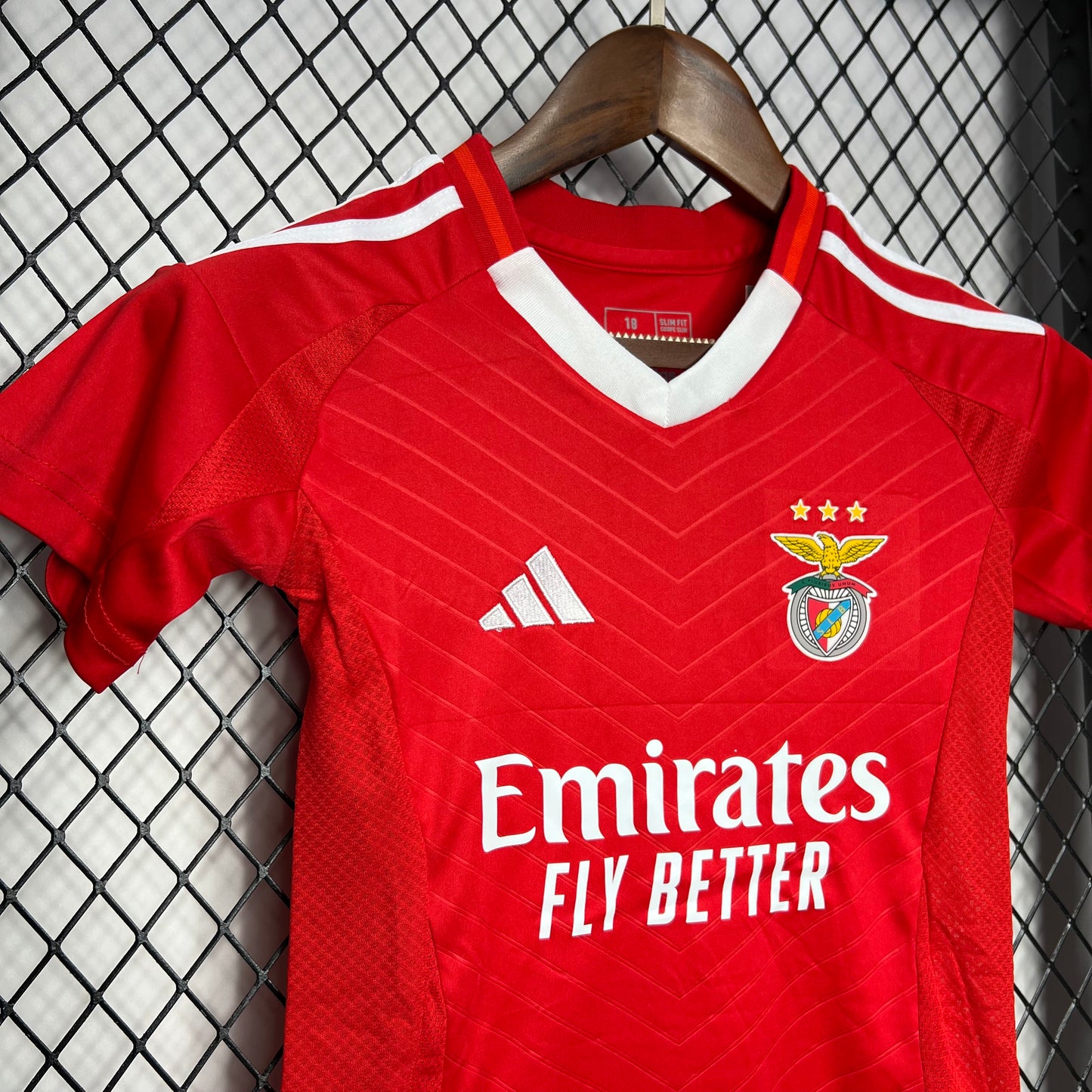 Equipación infantil SL Benfica 2024-25