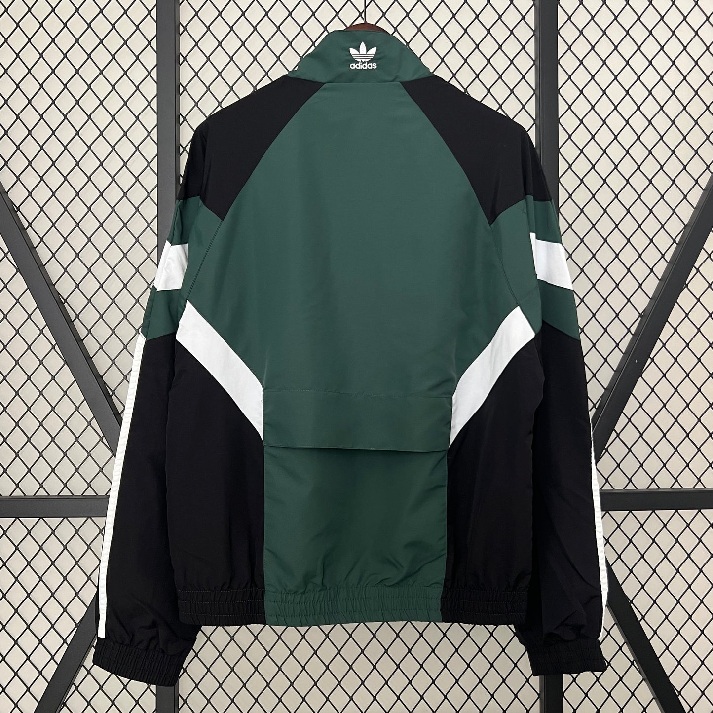 Chaqueta Adidas 2024 - Negro/Verde