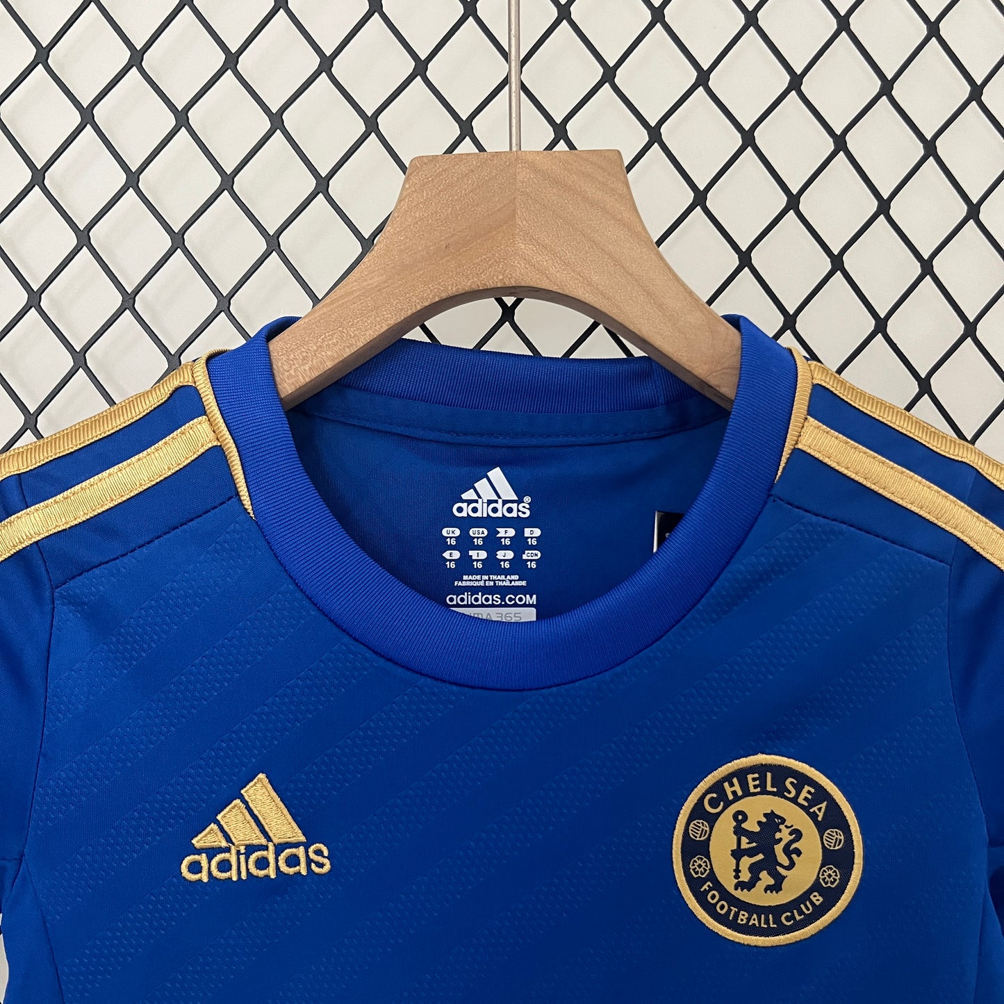 Chelsea Kit Criança Retro 2012-13