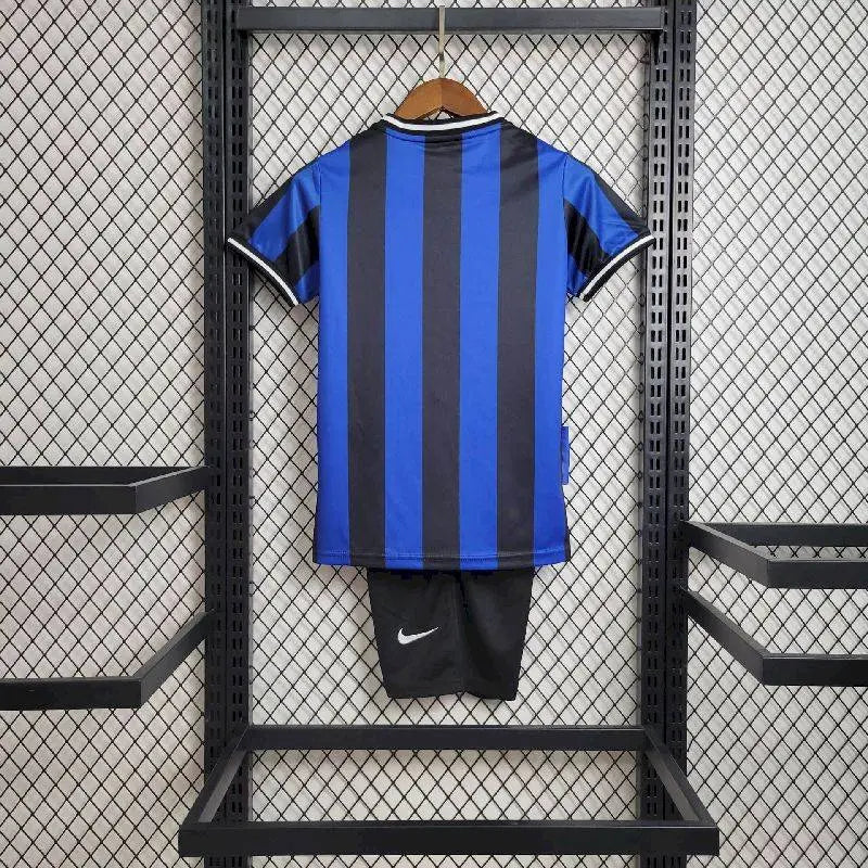 Inter Milan 2009-10 Retro Kids Kit