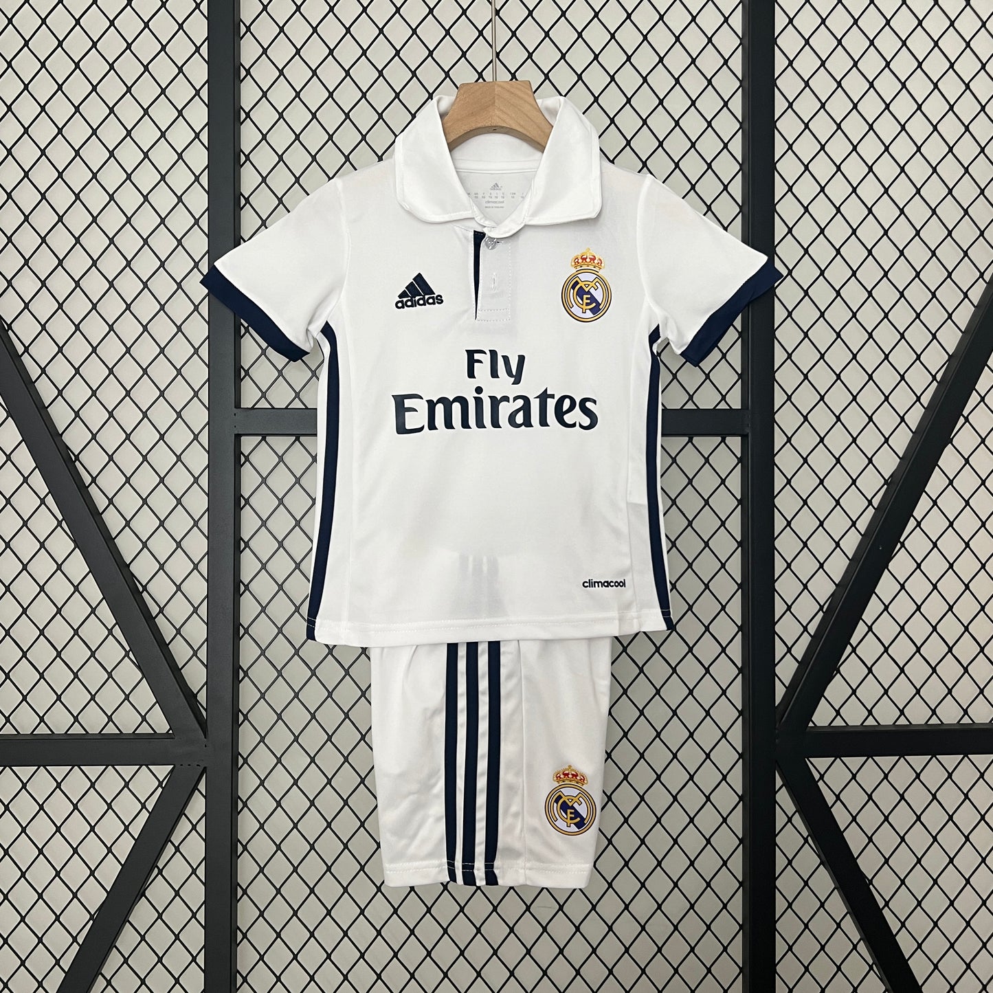 Real Madrid Kit Criança Retro 2017-18