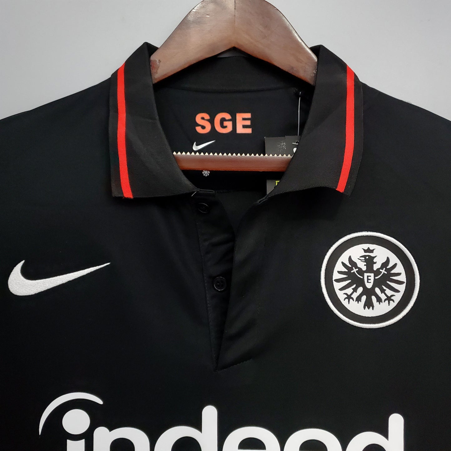 Eintracht Frankfurt retro 2020-21