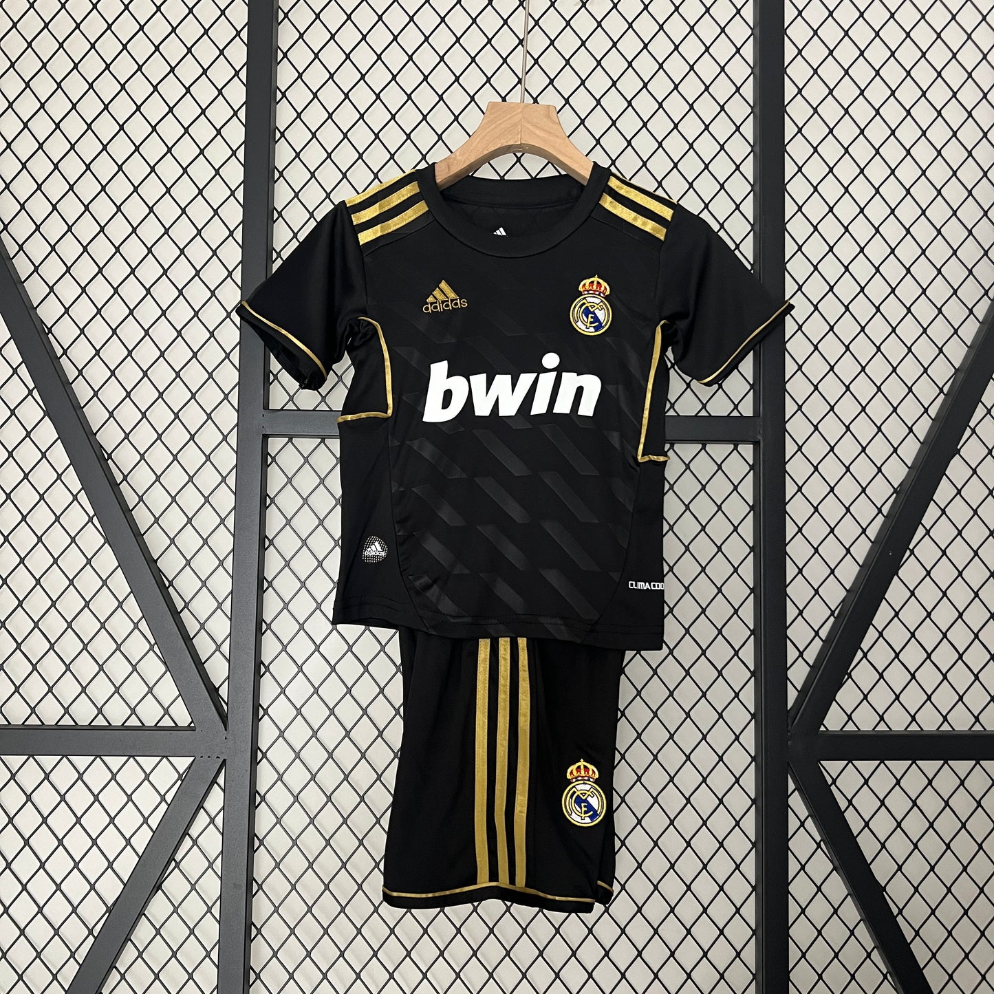 Real Madrid Kit Criança Retro 2011-12