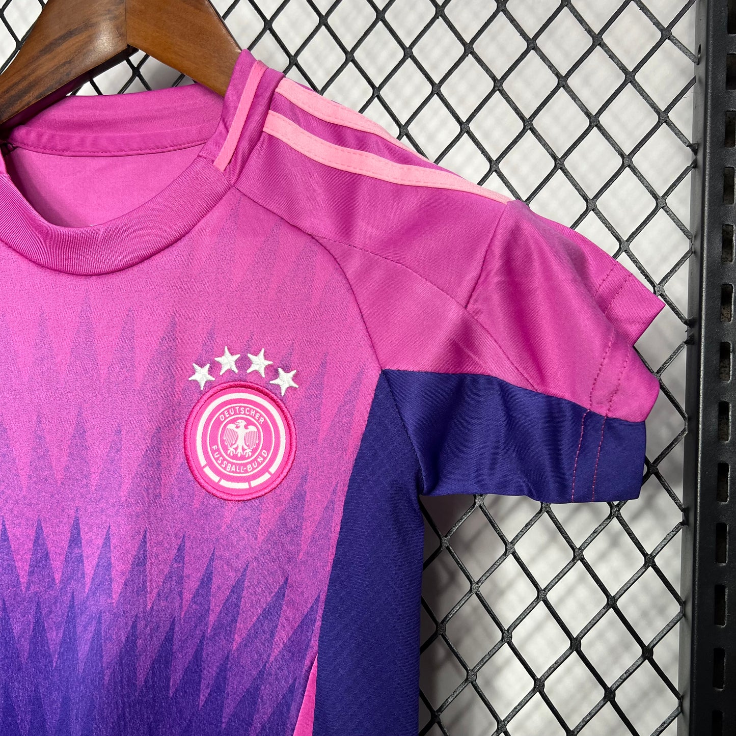 Alemanha Kit Criança alternativo 2024-25