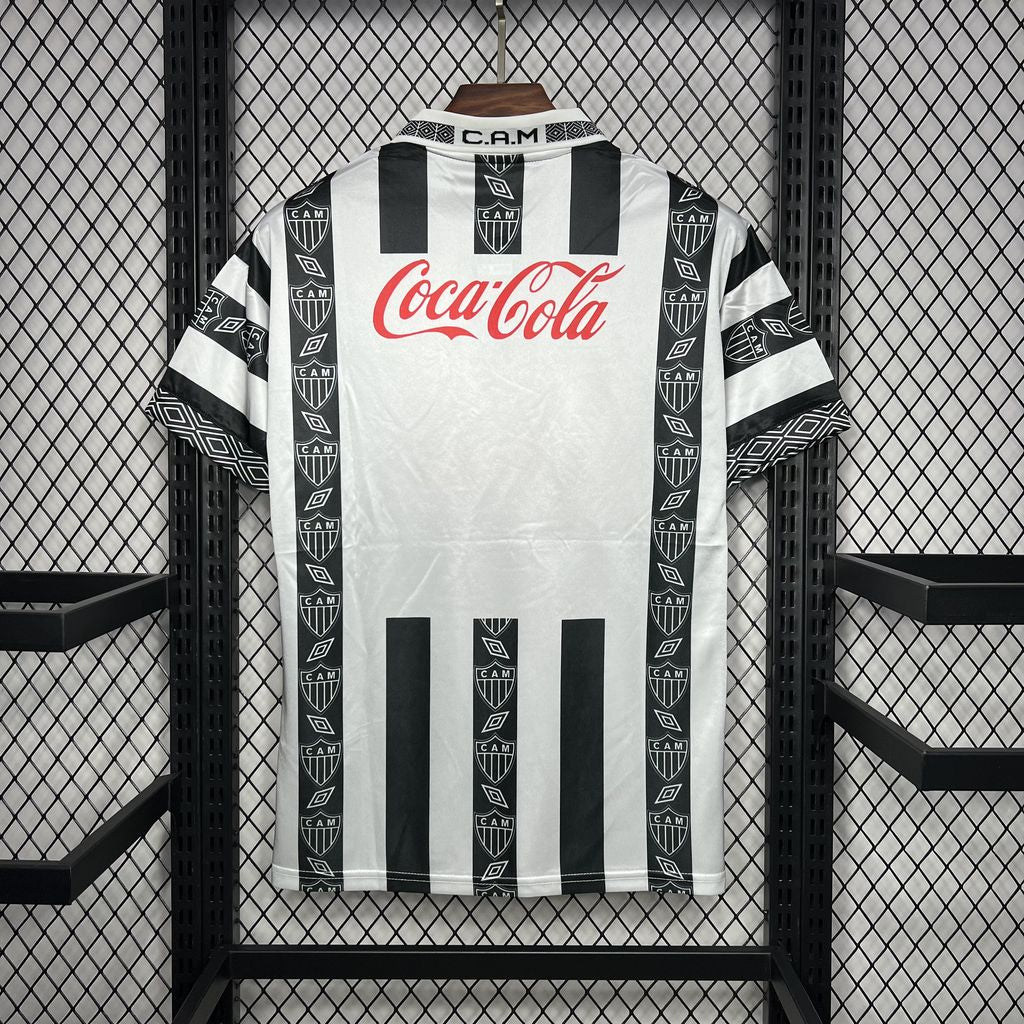 Vintage 1994 cheapest 1995 Atlético Mineiro Umbro Coca-Cola Jersey Mens L #10 Black White